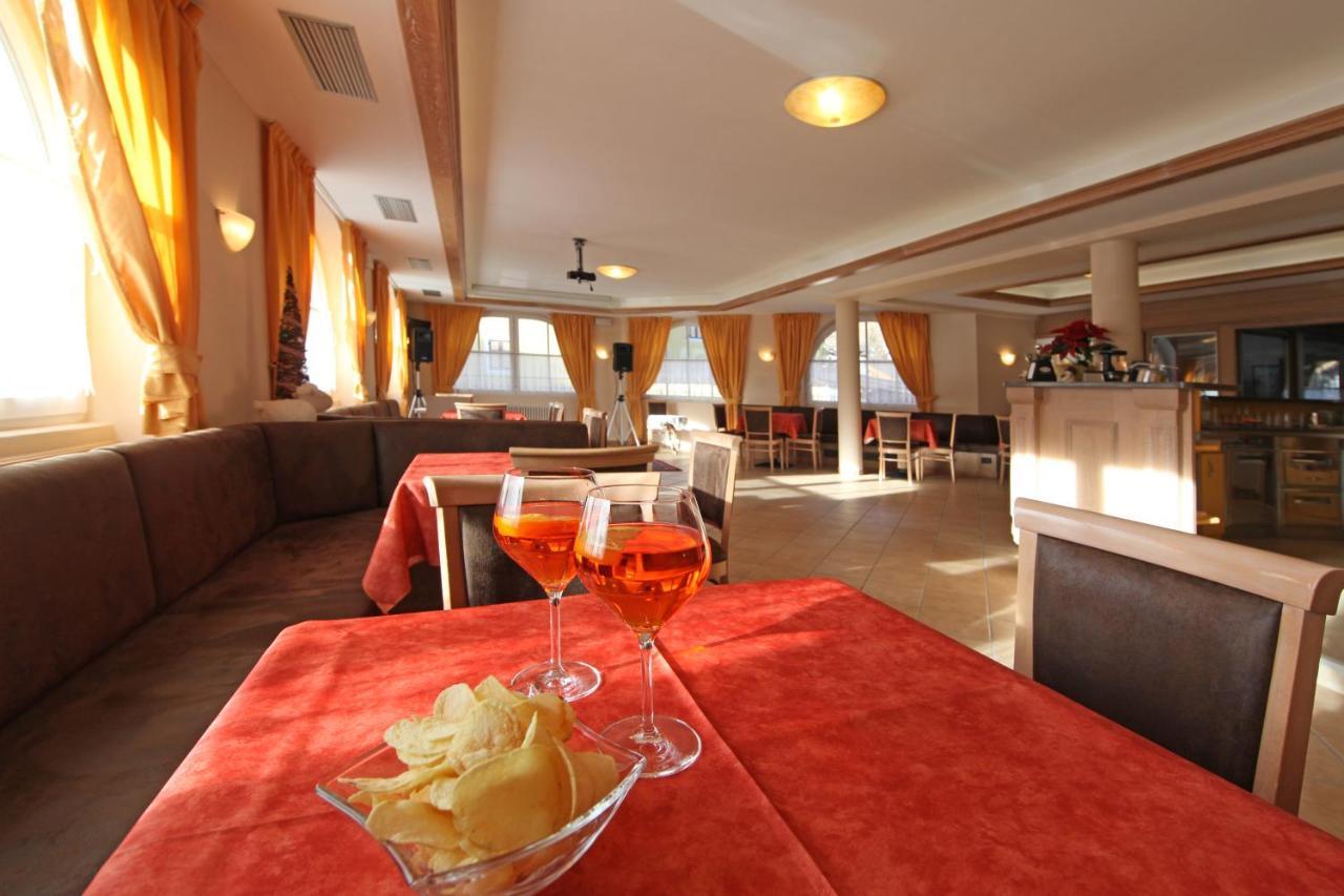 Hotel El Pilon Pozza di Fassa Exteriér fotografie