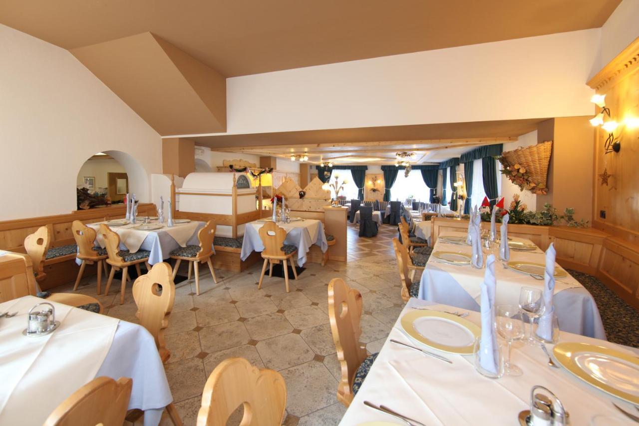Hotel El Pilon Pozza di Fassa Exteriér fotografie